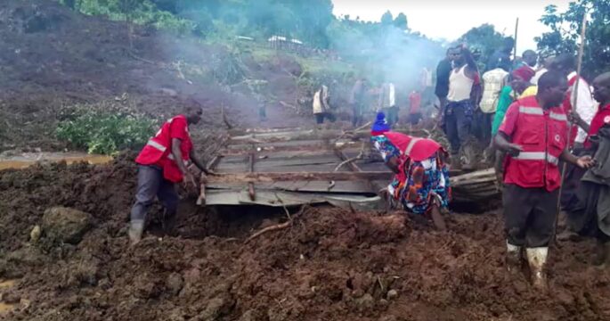Uganda says at least 100 people missing, 15 dead, in landslide