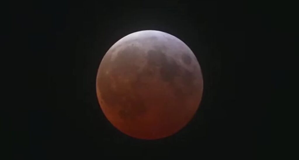 Los Angeles gets a rosy view of a rare total lunar eclipse