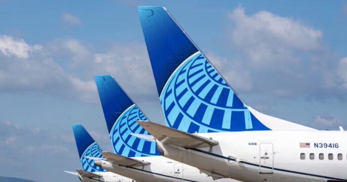 planes of United Airlines
