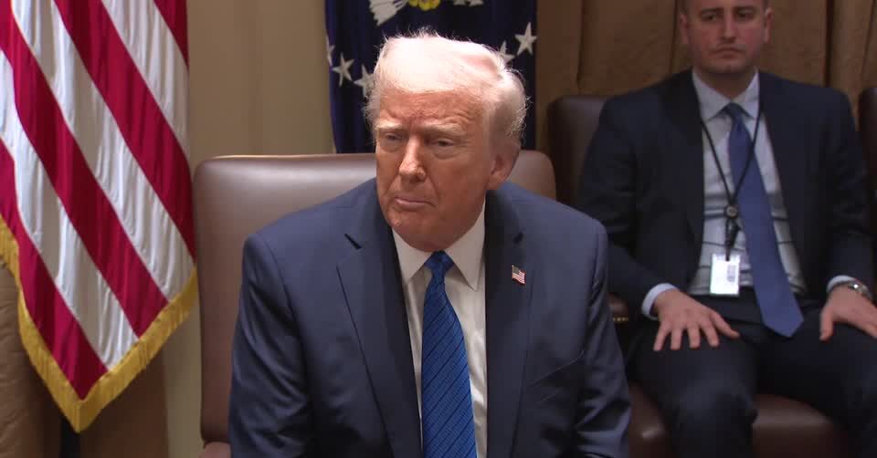 Trump says administration is looking into Signal, thinks Waltz should not apologize