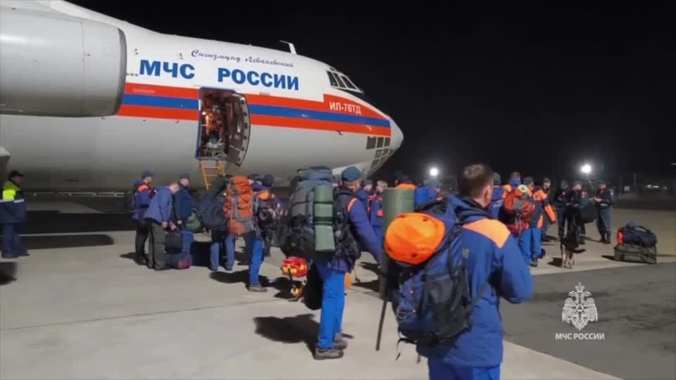 Russian emergency rescue crews depart for quake-hit Myanmar