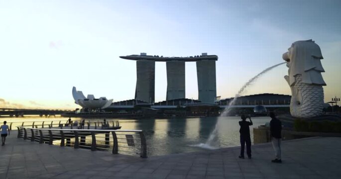 สิงคโปร์ยุบสภา