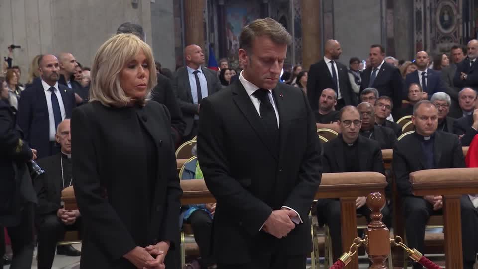 French President and wife visit Pope Francis' coffin ahead of funeral
