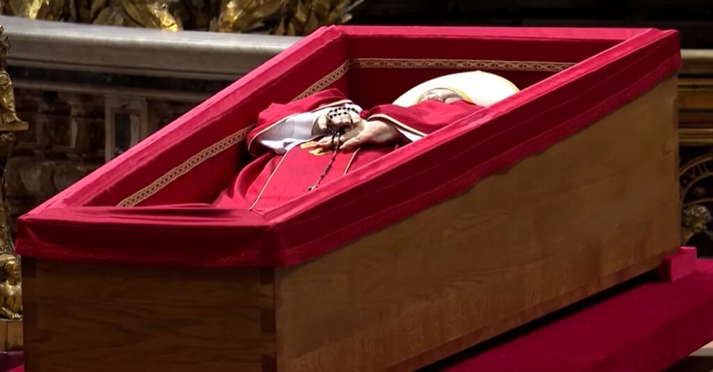 Pope Francis laid in coffin