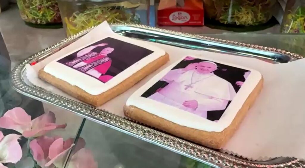 Pope Leo XIV and Pope Francis cookies